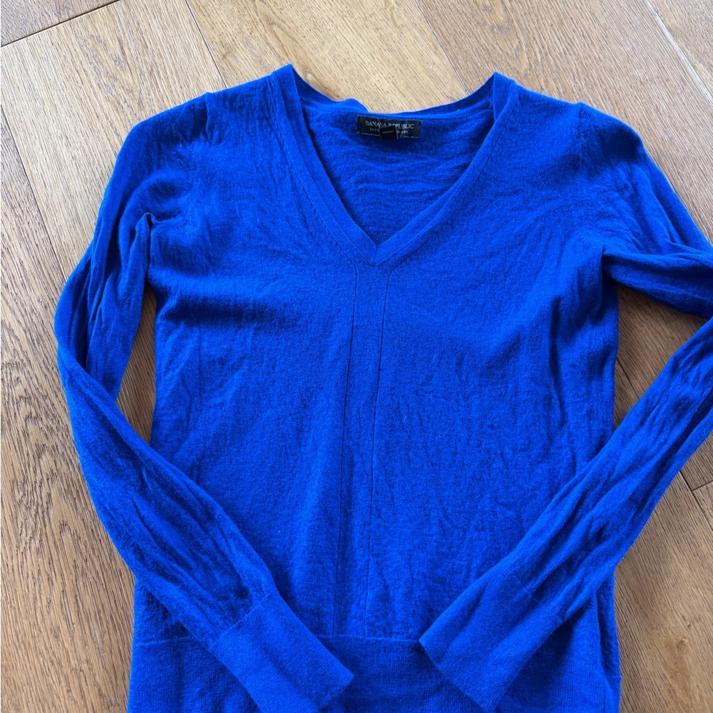 Banana Republic Vibrant Blue V-Neck Sweater